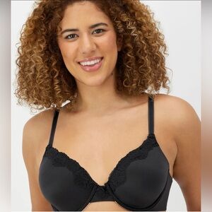 Maidenform Comfort Convertible Devotion underwire bra